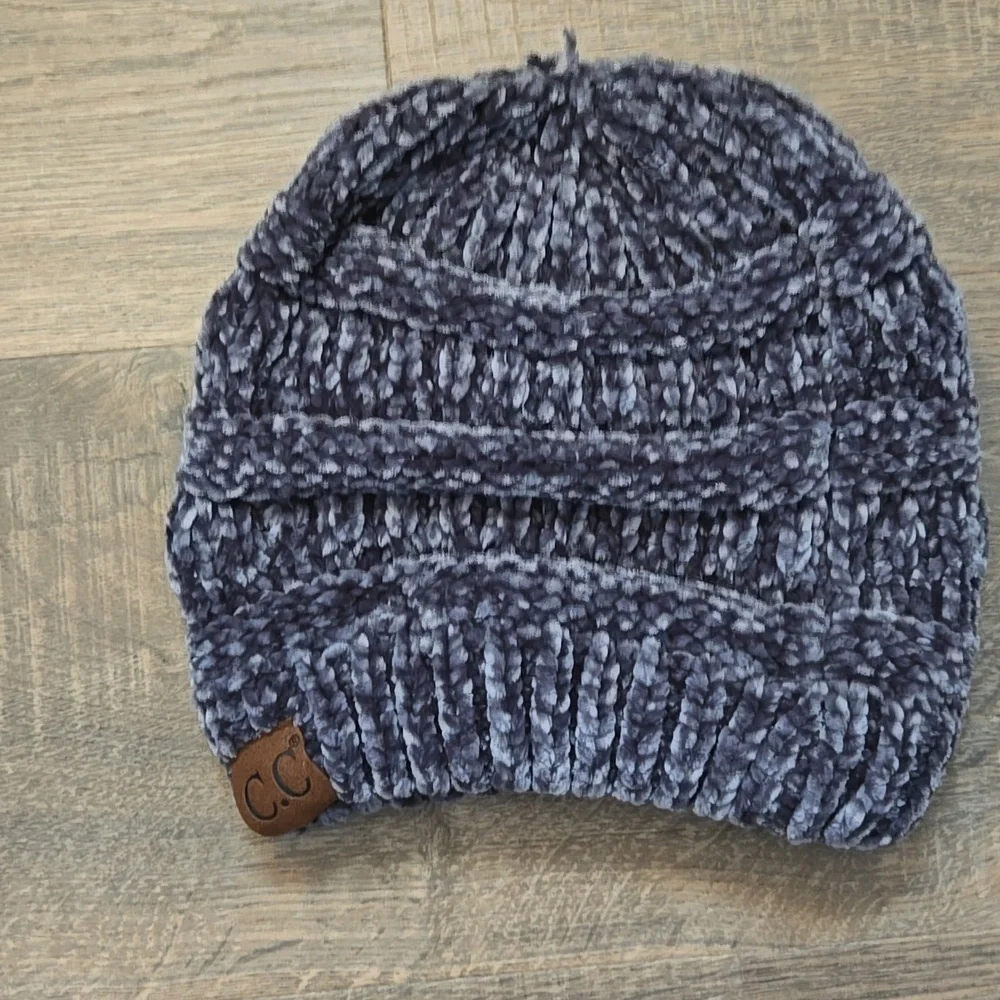 C.C Grey Chenille Scarf and Hat Set - Picture 3 of 6